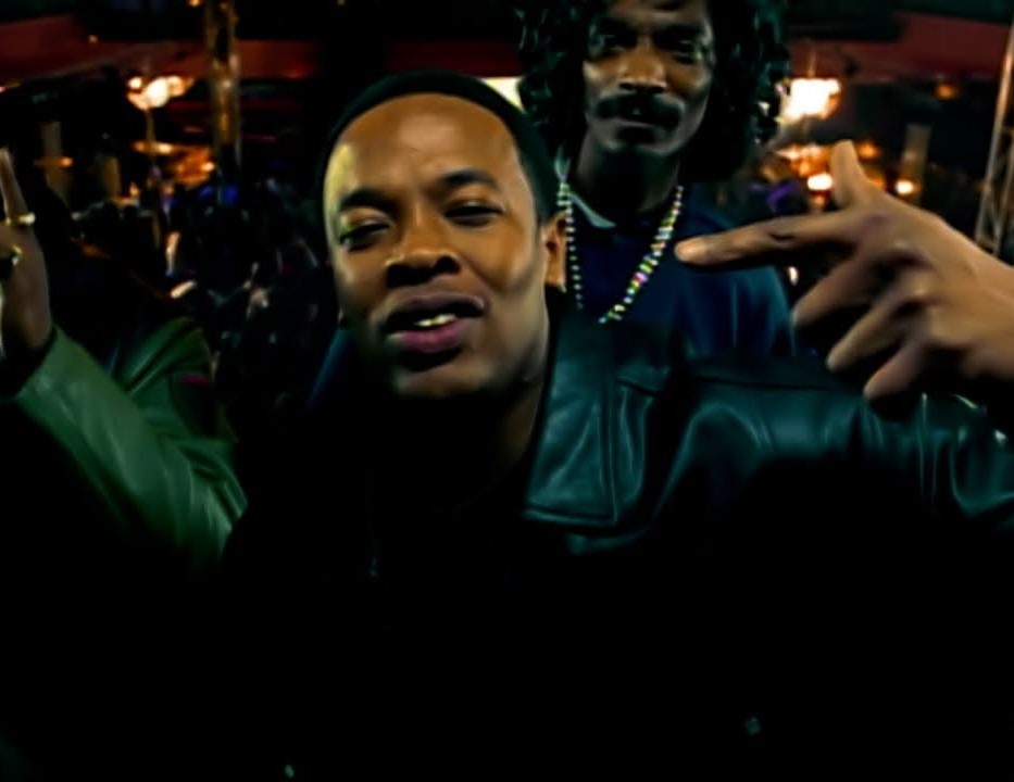a still capture of Dr. Dre & Snoop Dogg from the Next Epsidoe music video